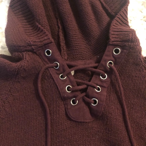 Burgundy Knit Sweater - Picture 1 of 3